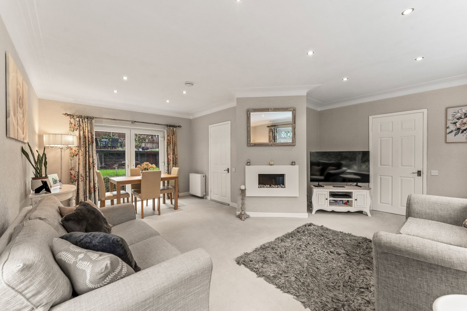 Detached House in Macclesfield