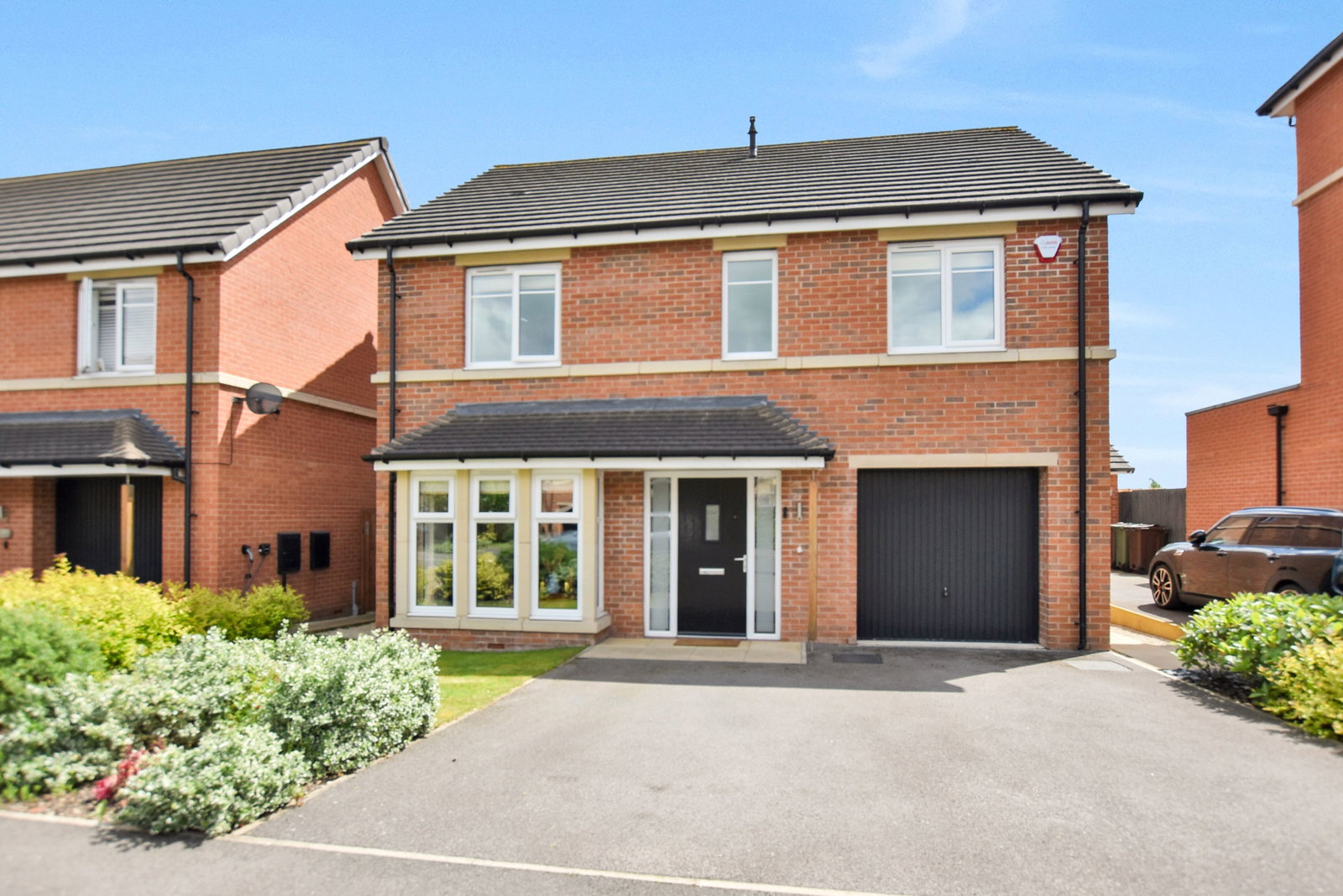 Detached House in Wakefield