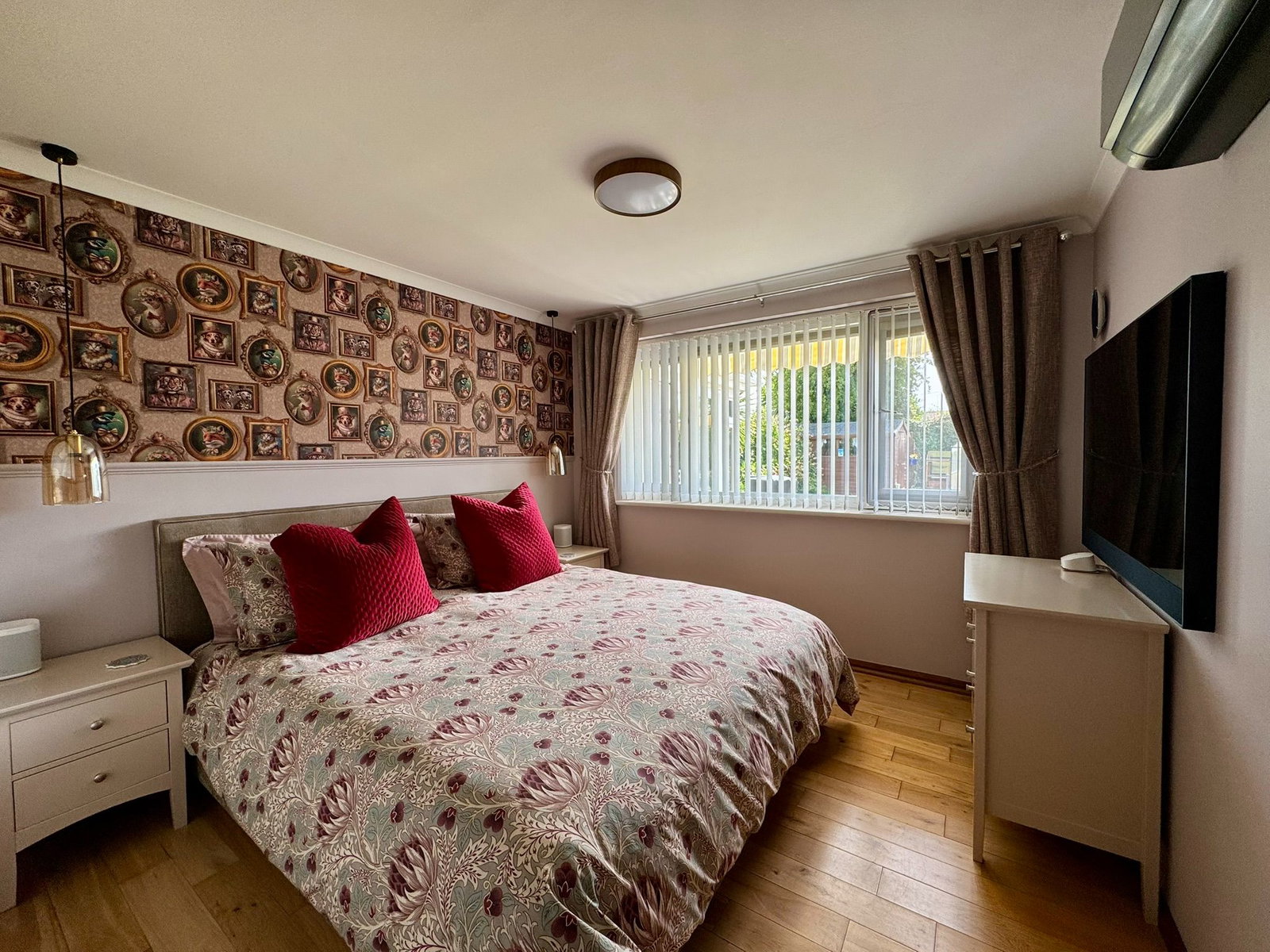 Bungalow in Ashford
