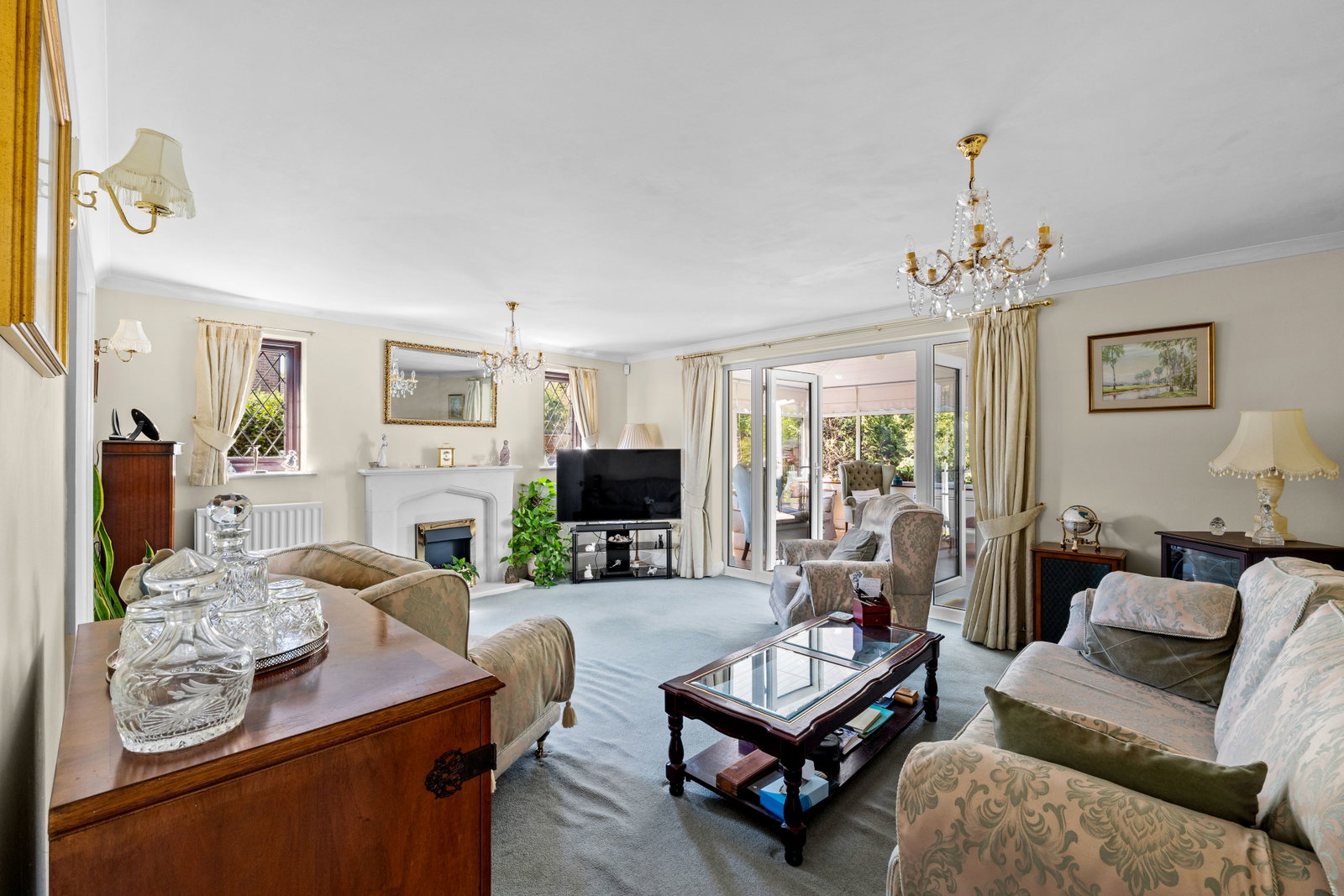 Detached House in Tadworth