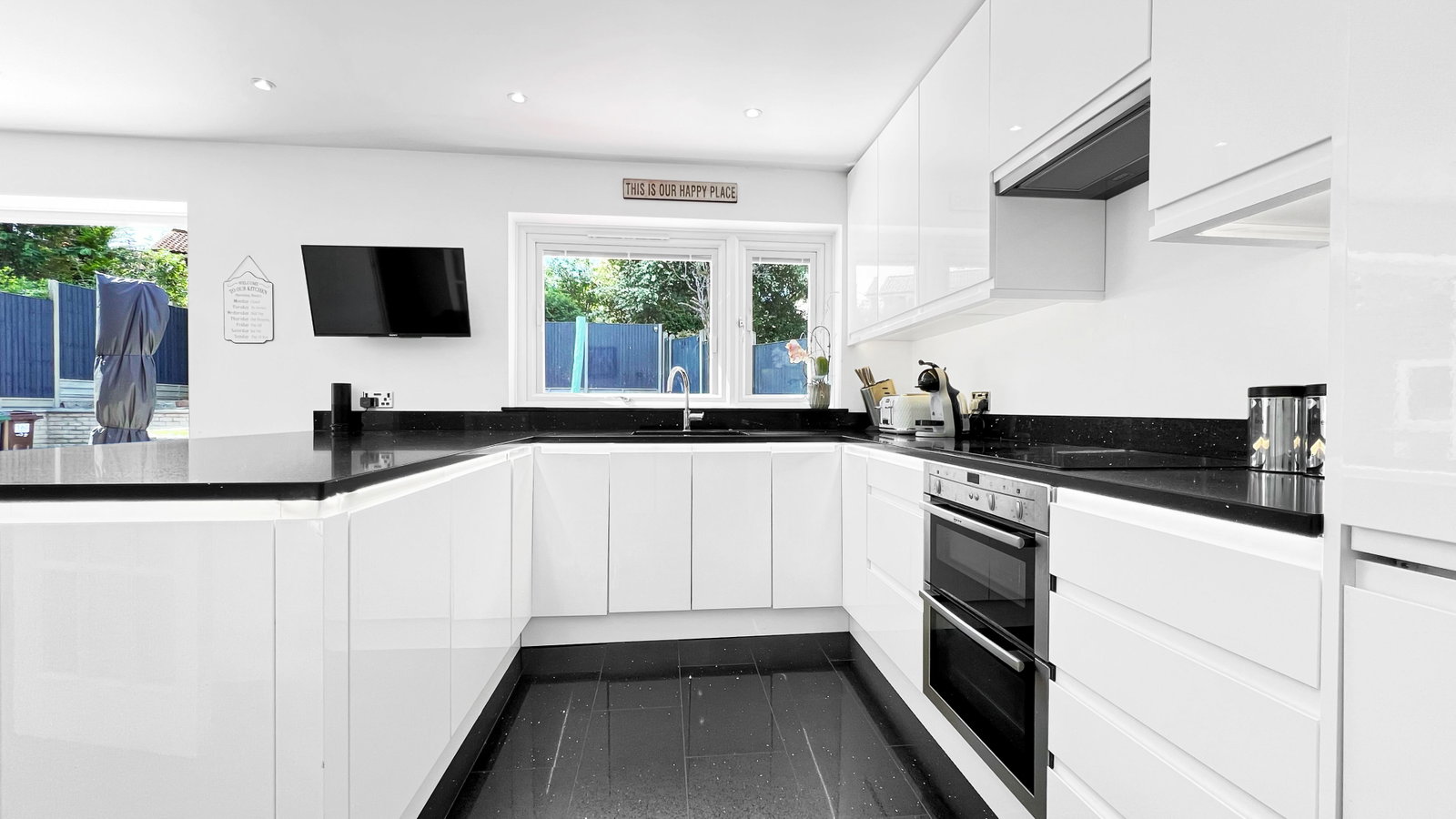 Detached House in Wallington