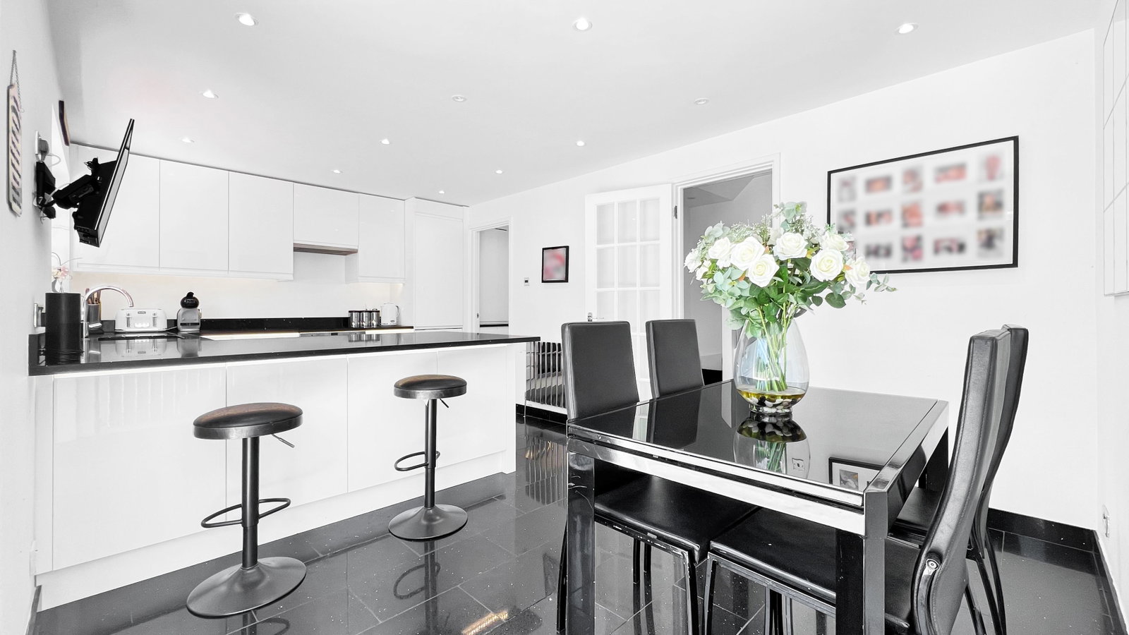 Detached House in Wallington