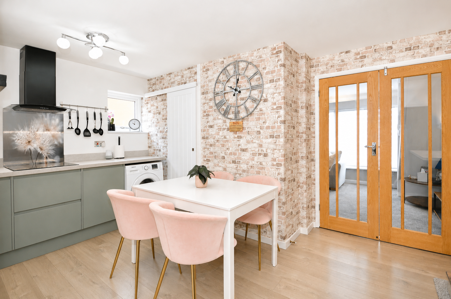 Semi Detached House in Gillingham