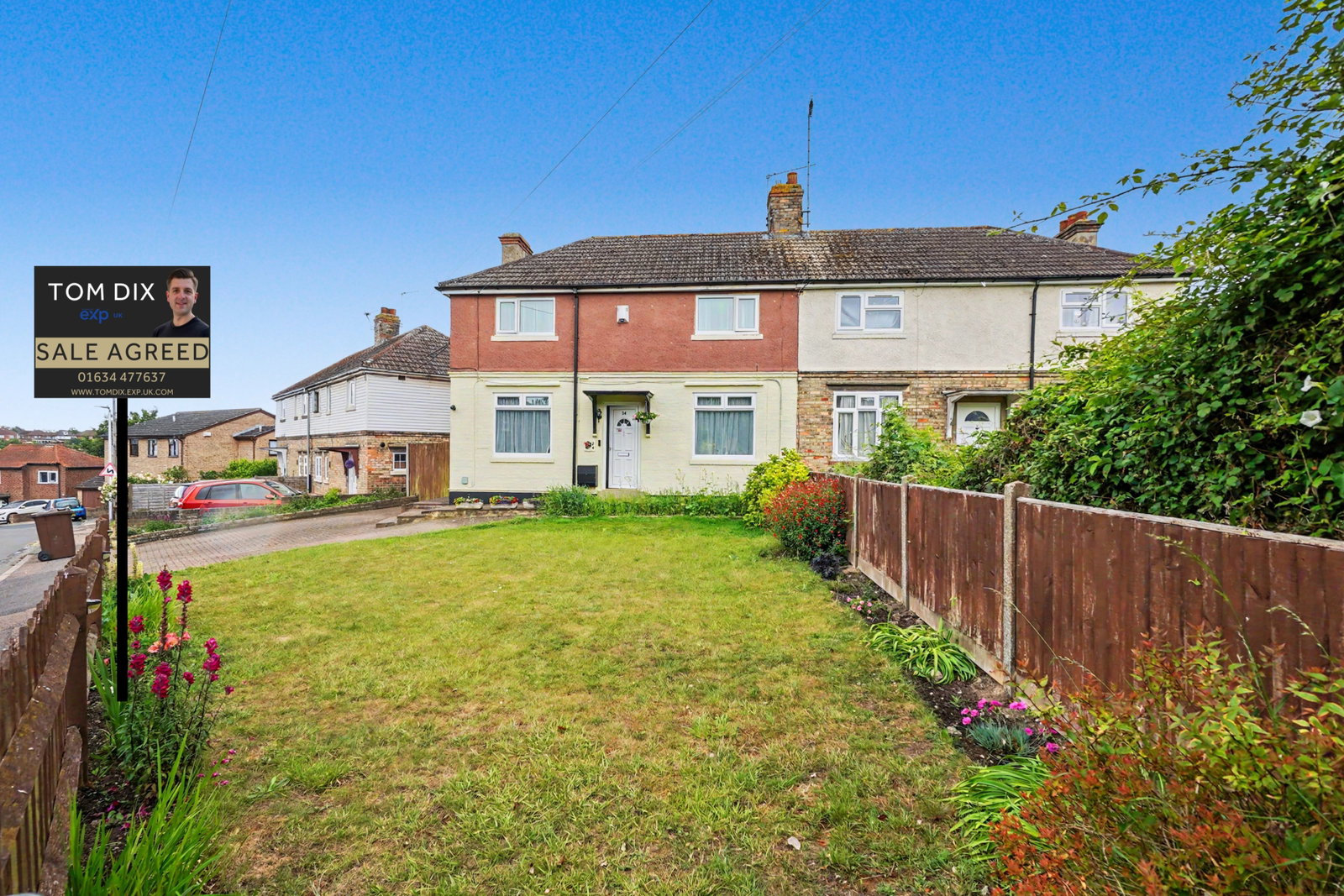Semi Detached House in Rochester