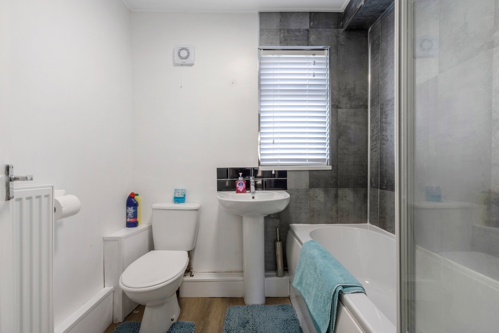 Terraced House for sale in Ashington, Seventh Row, Ashington, NE63 8HX, 785 m²