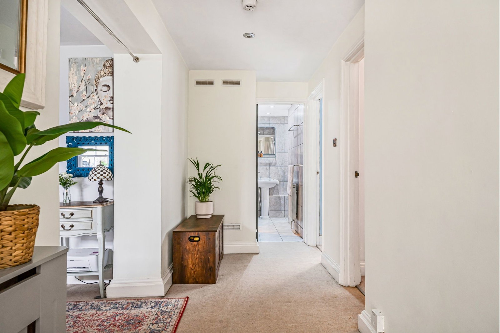 Apartment in Cheltenham