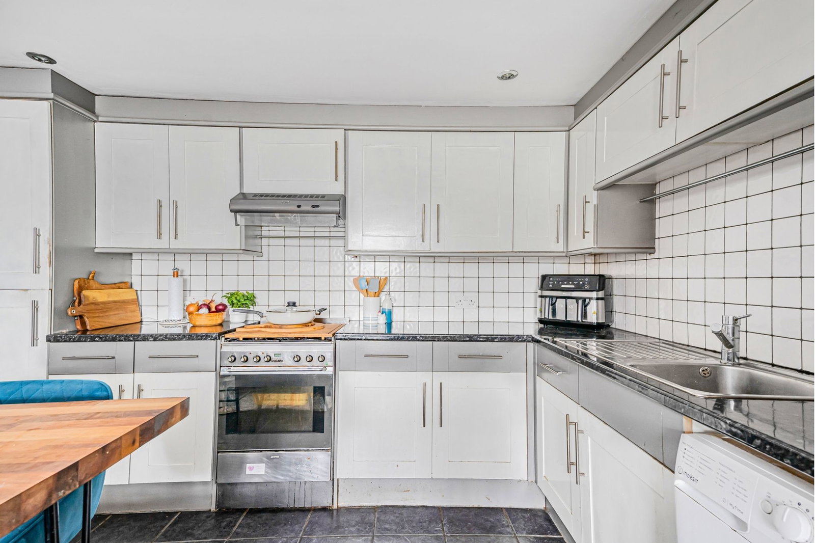 Apartment in Cheltenham