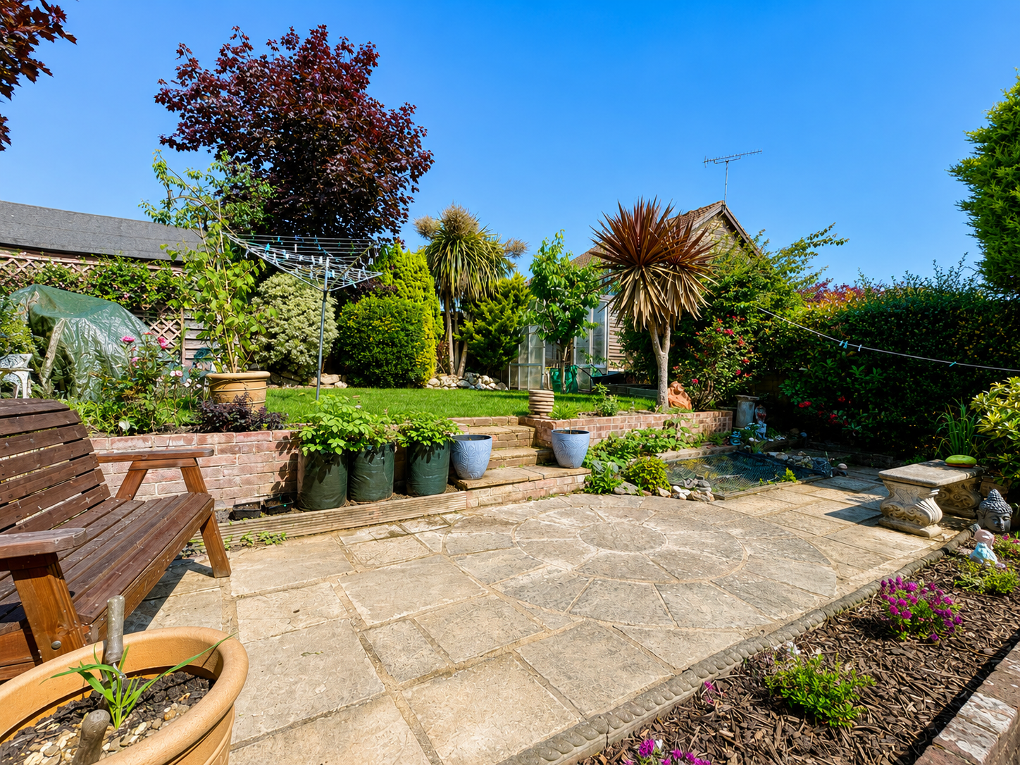 Detached House in Ashford