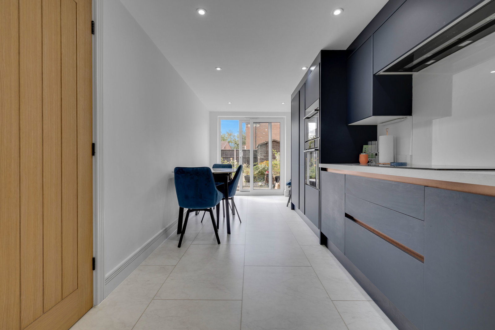 Detached House in Dudley 5