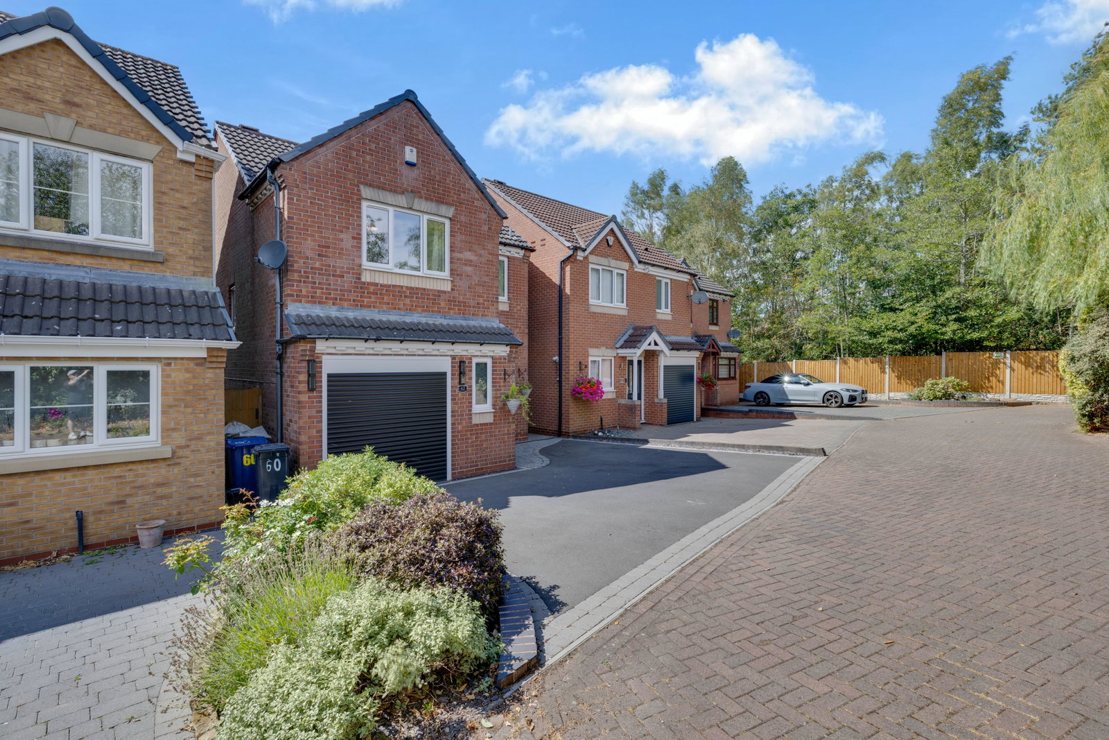 Detached House for sale in Dudley, Richborough Drive, Dudley, DY1 3LS