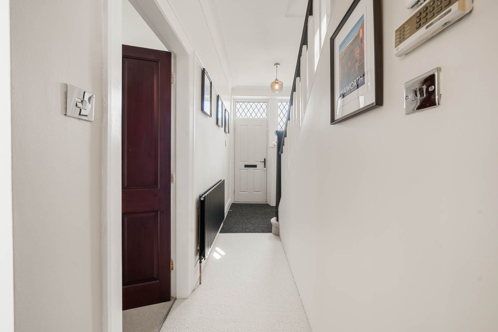 Detached House in Huddersfield