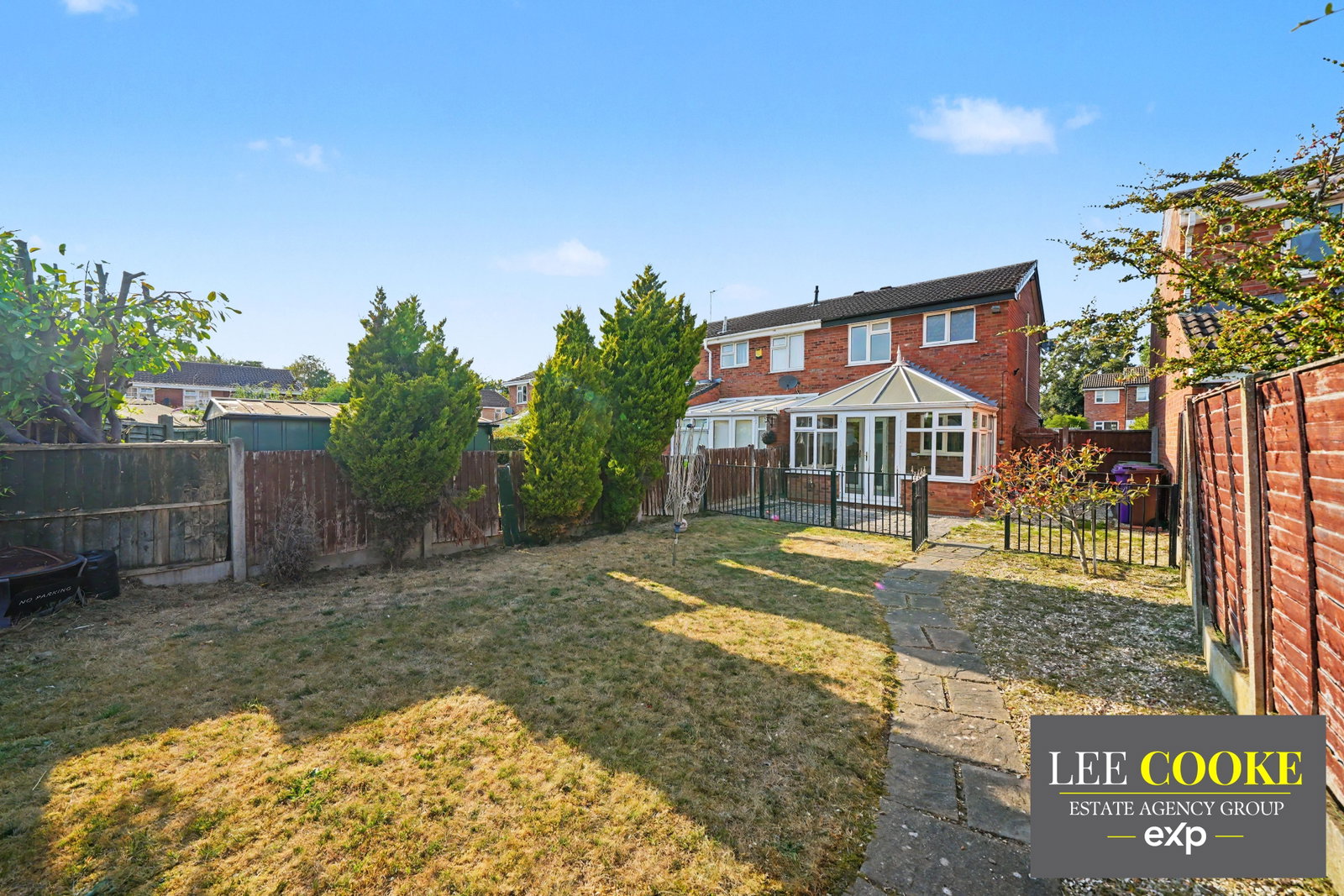 End Of Terrace House in Willenhall 3