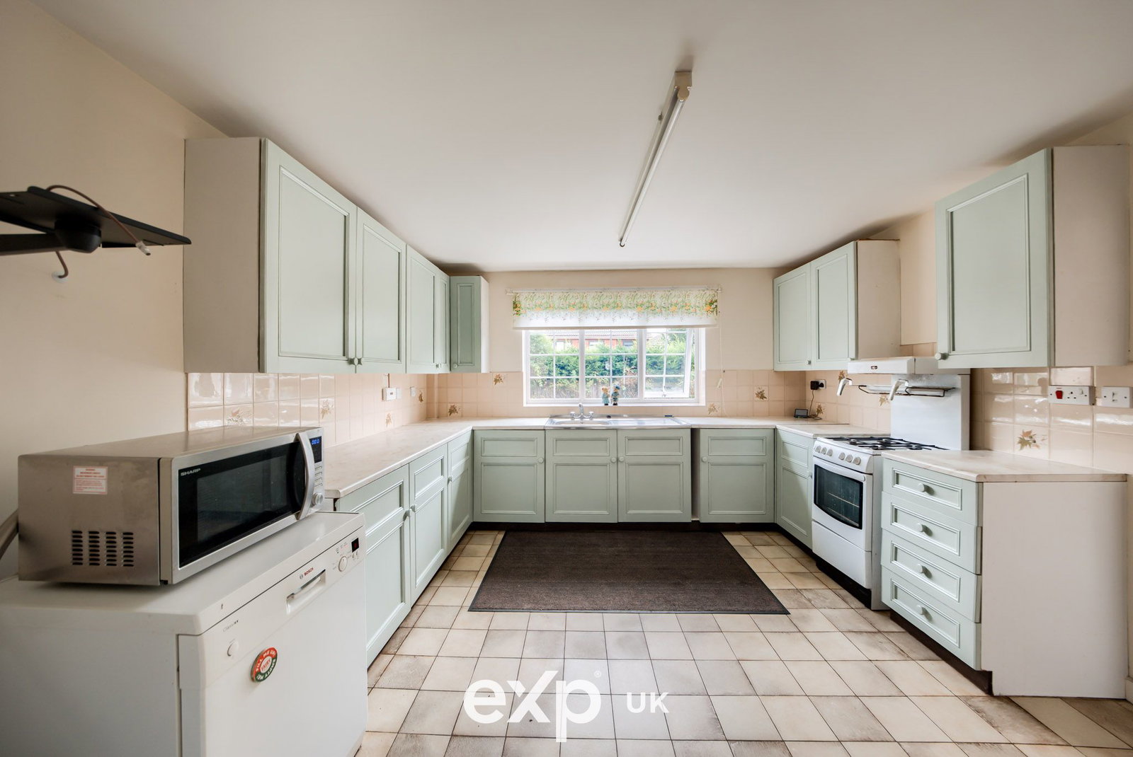 Detached House for sale in Solihull, Alderdale Crescent, Elmdon, Solihull, B92 9QF, 1291 m²