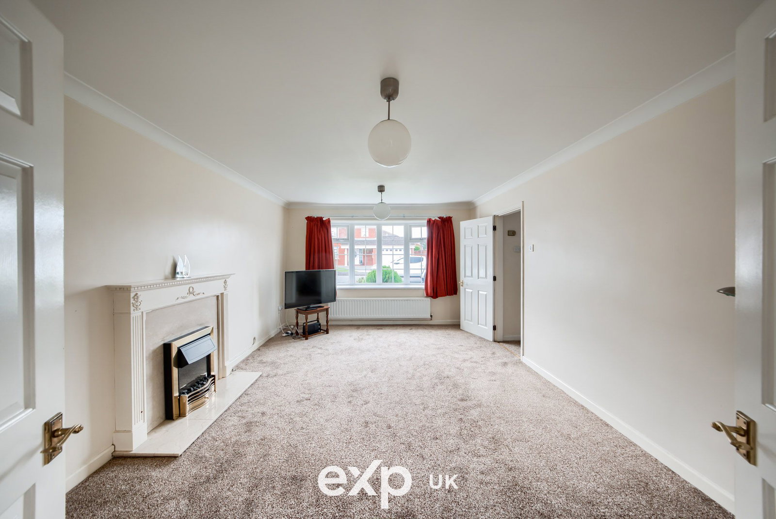 Detached House for sale in Solihull, Alderdale Crescent, Elmdon, Solihull, B92 9QF, 1291 m²