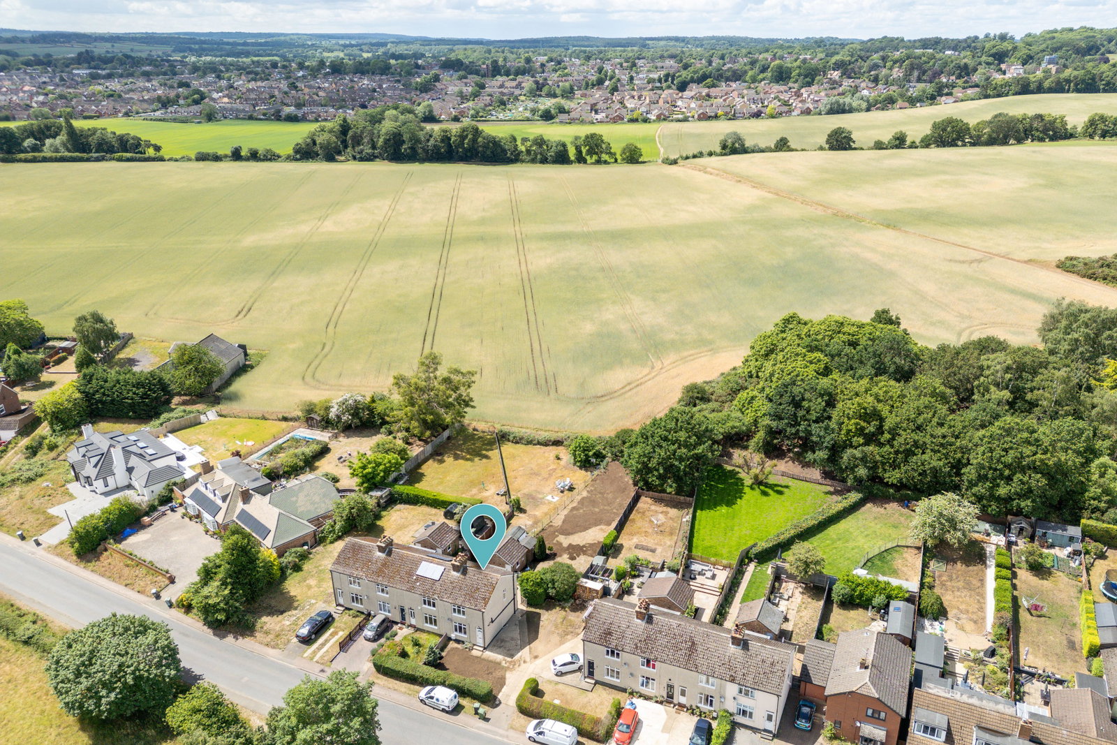 Semi Detached House in Bedford