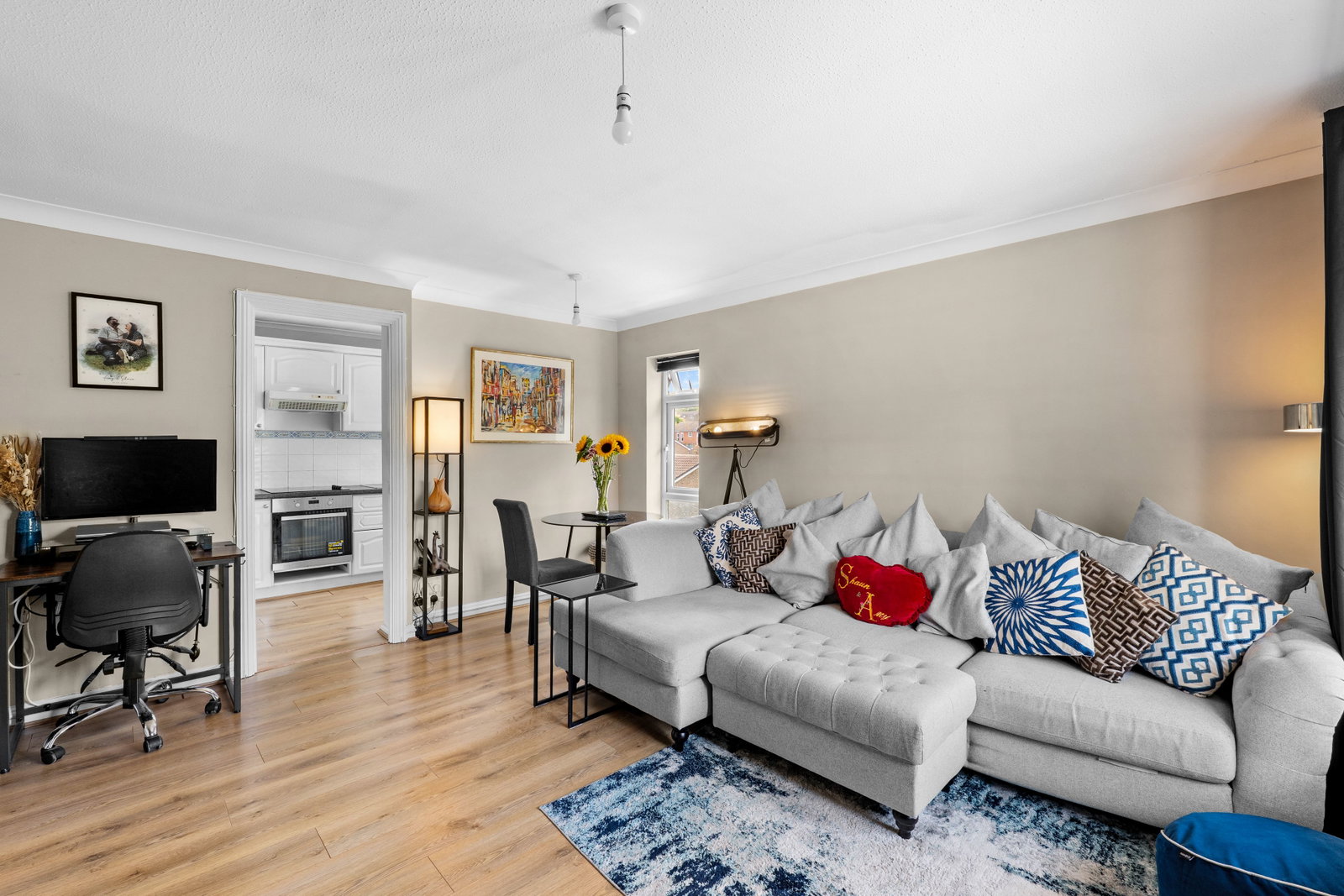 Maisonette for sale in Croydon, Linton Glade, Croydon, CR0 9LY, 911 m²