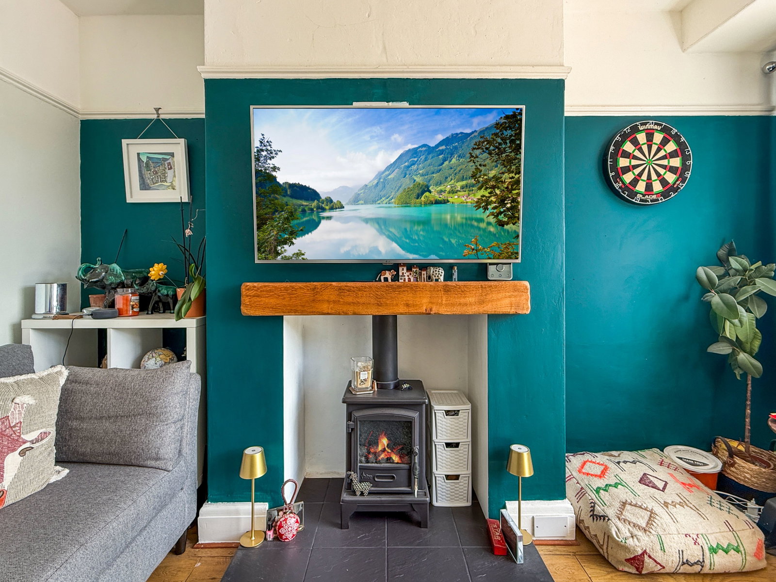 Semi Detached House in Telford