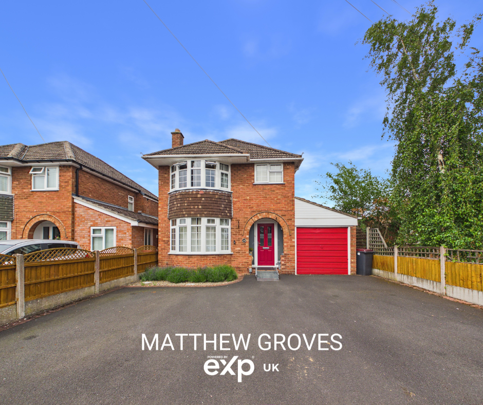 Detached House in Newport