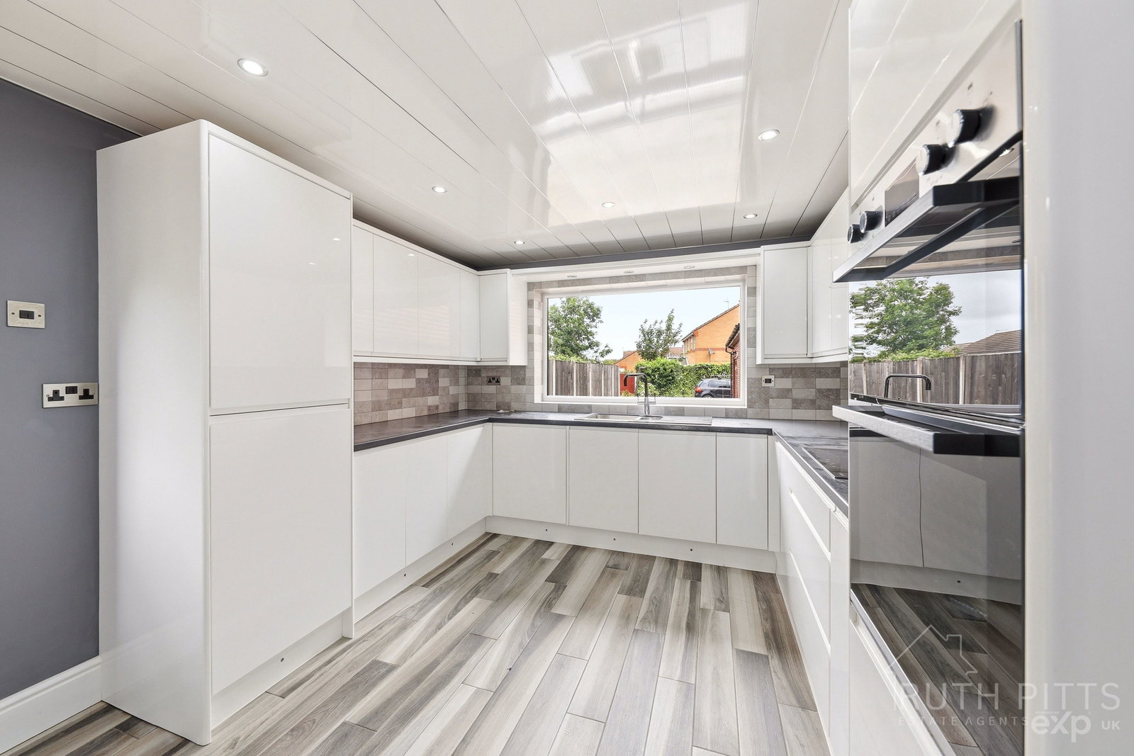 Detached House in Pontefract