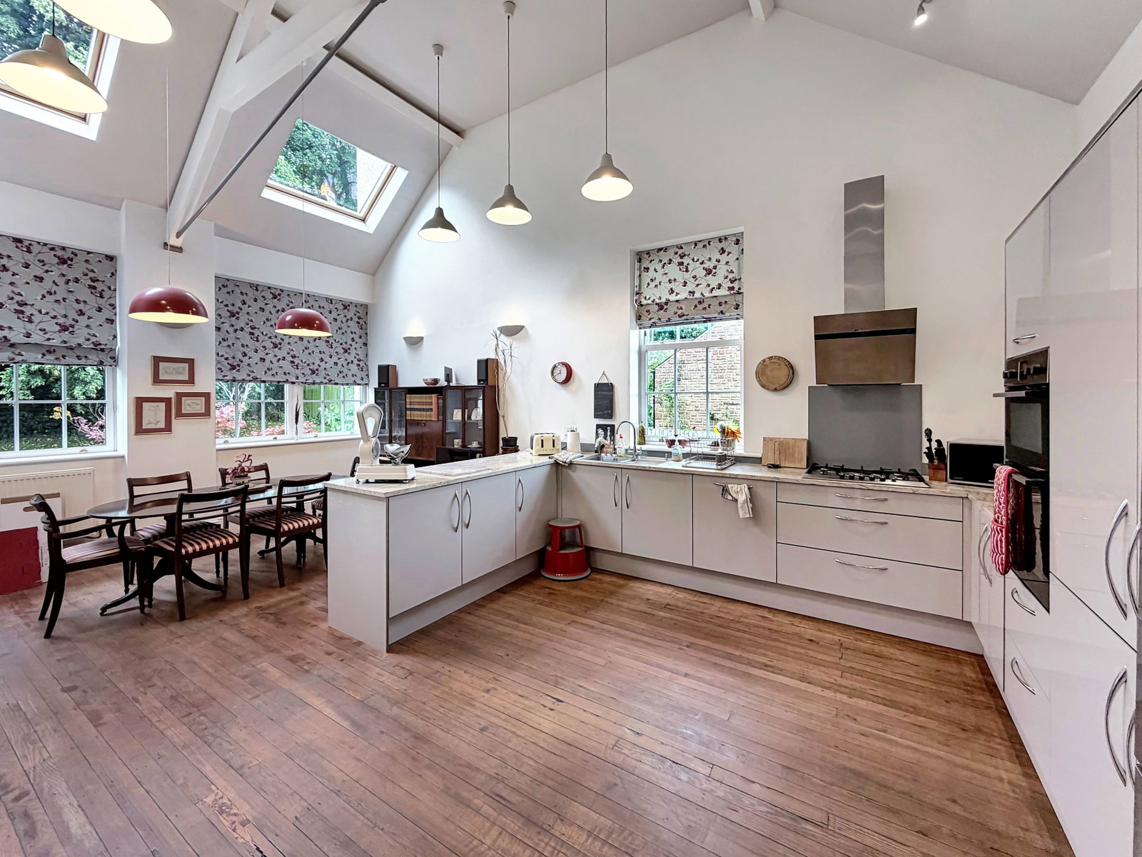 Character Property in Brampton 4