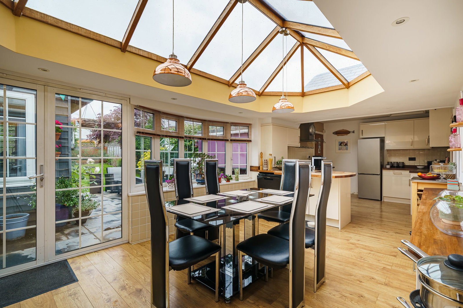 Semi Detached House in Reigate