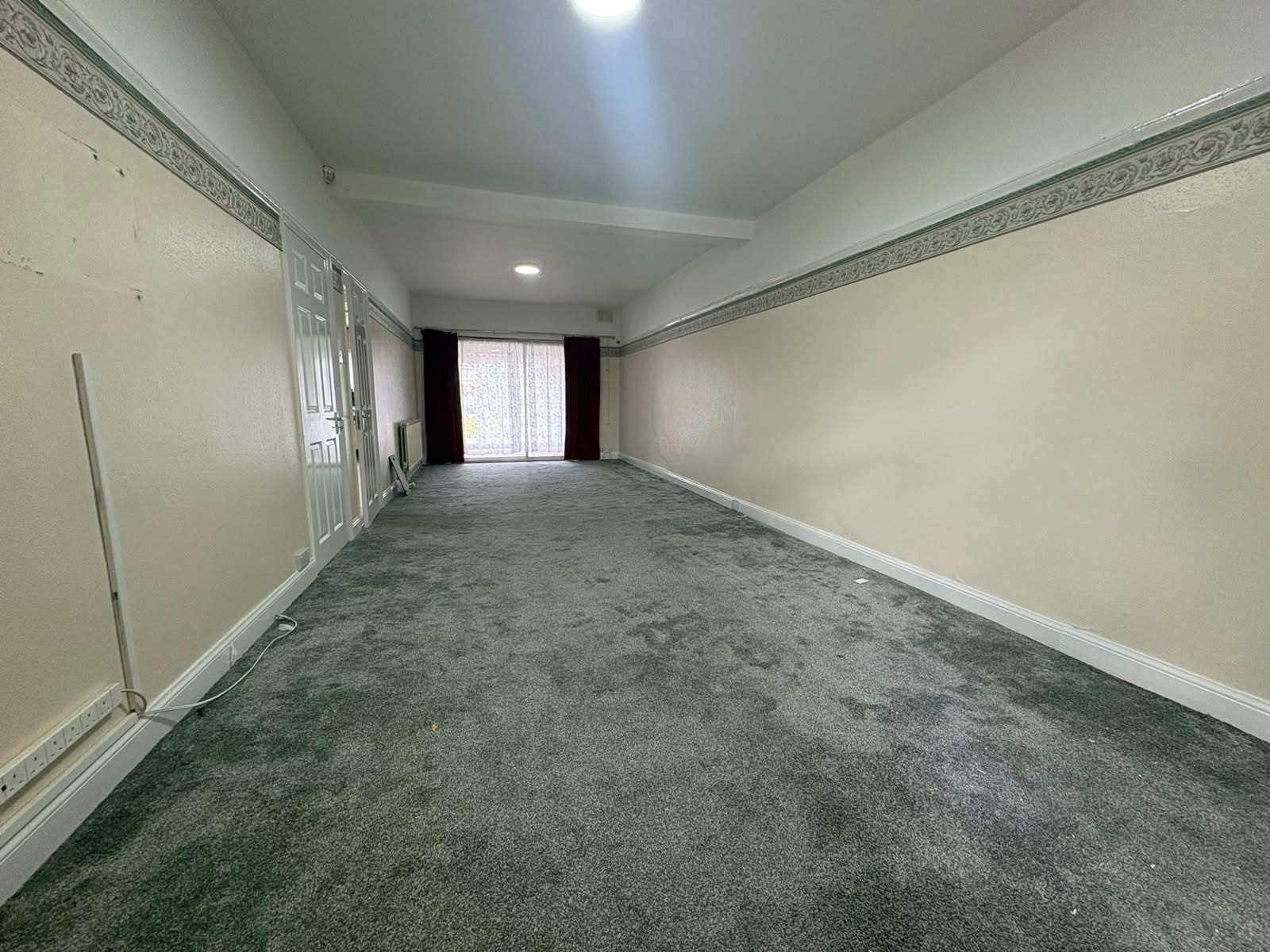 Semi Detached House in Leicester