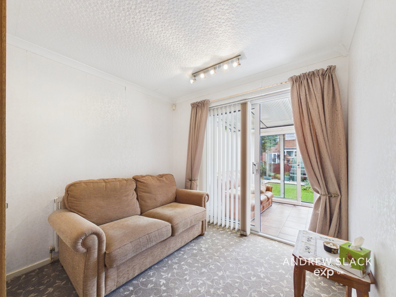 Bungalow in Mansfield