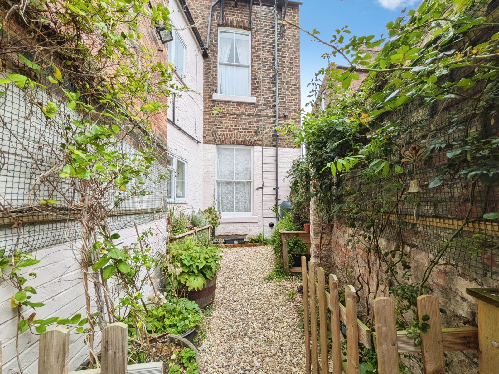 End Of Terrace House for sale in Carlisle, Hartington Place, Carlisle, CA1 1HL