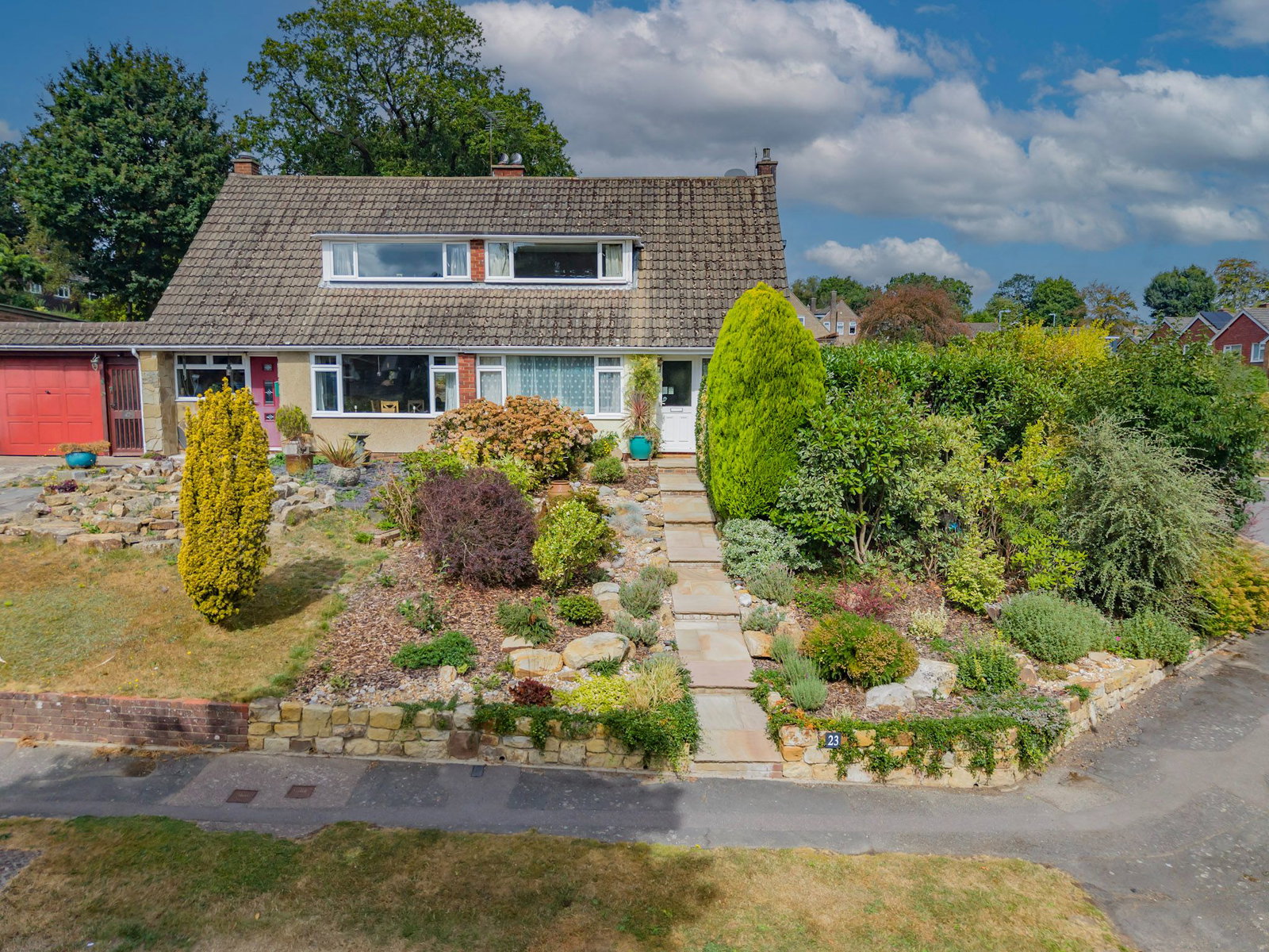 Semi Detached House for sale in Crowborough, Herne Down, Crowborough, TN6 3BA