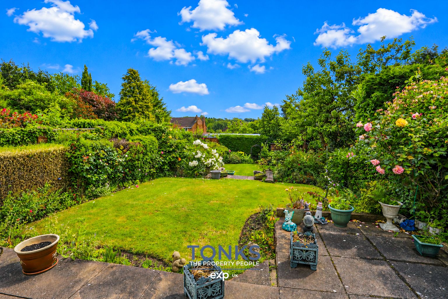 Semi Detached House in Halesowen
