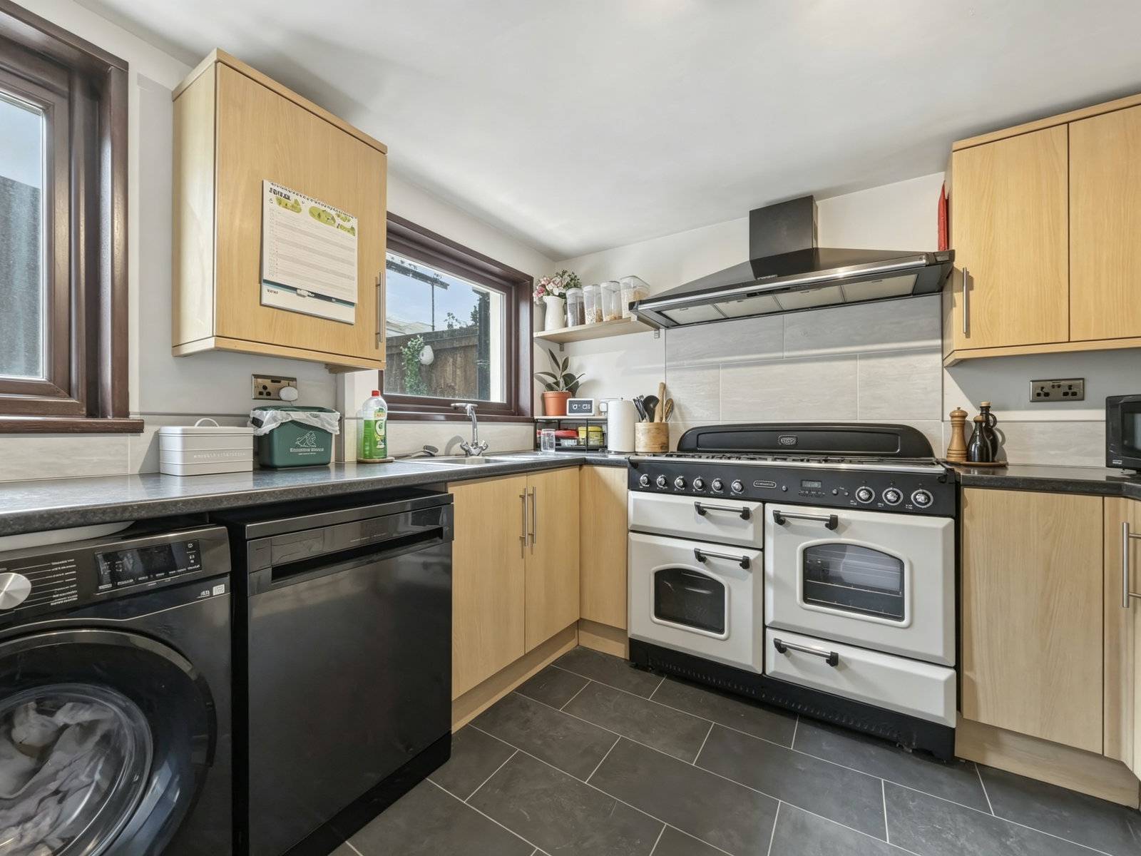 End Of Terrace House in Abertillery
