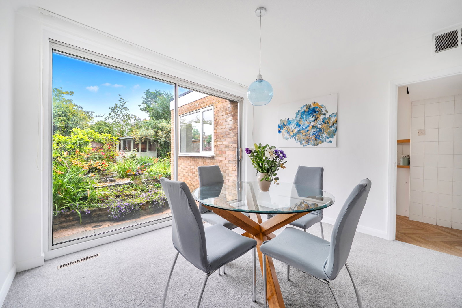 Detached House in Bushey