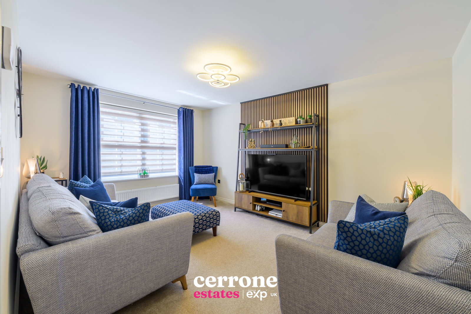 Detached House in Redditch