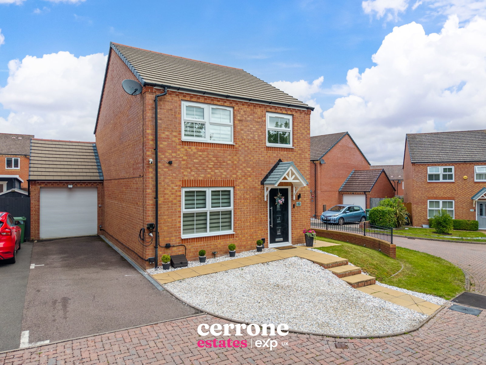 Detached House in Redditch