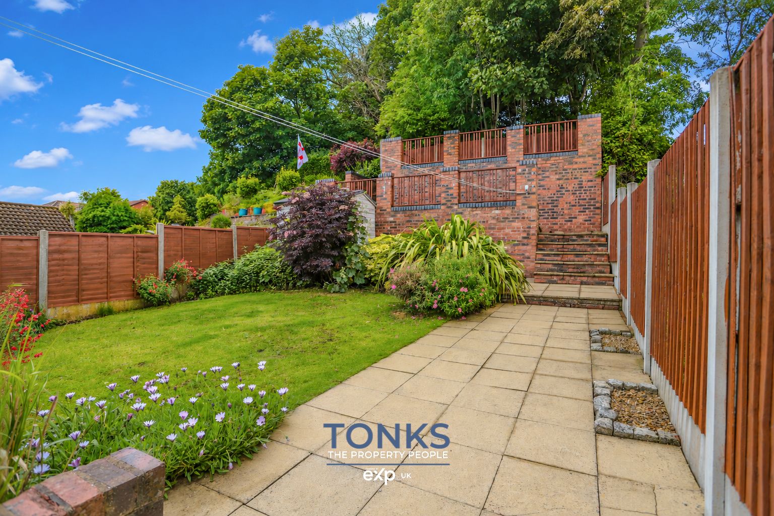 Semi Detached House in Dudley