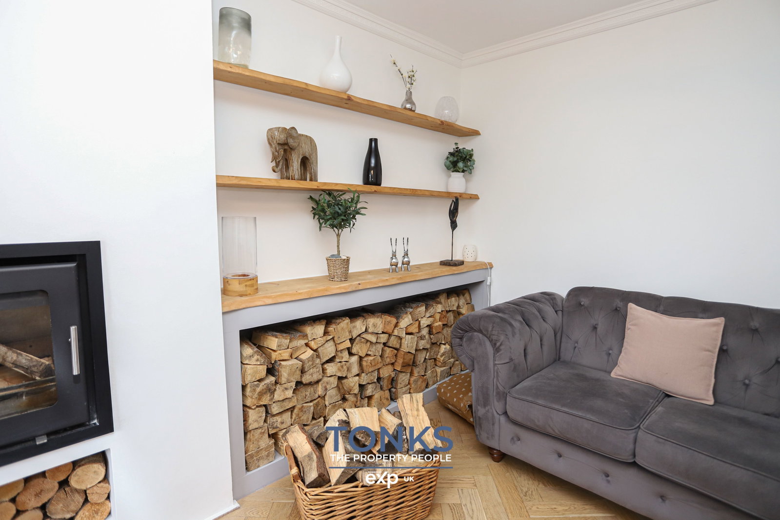 Semi Detached House in Dudley