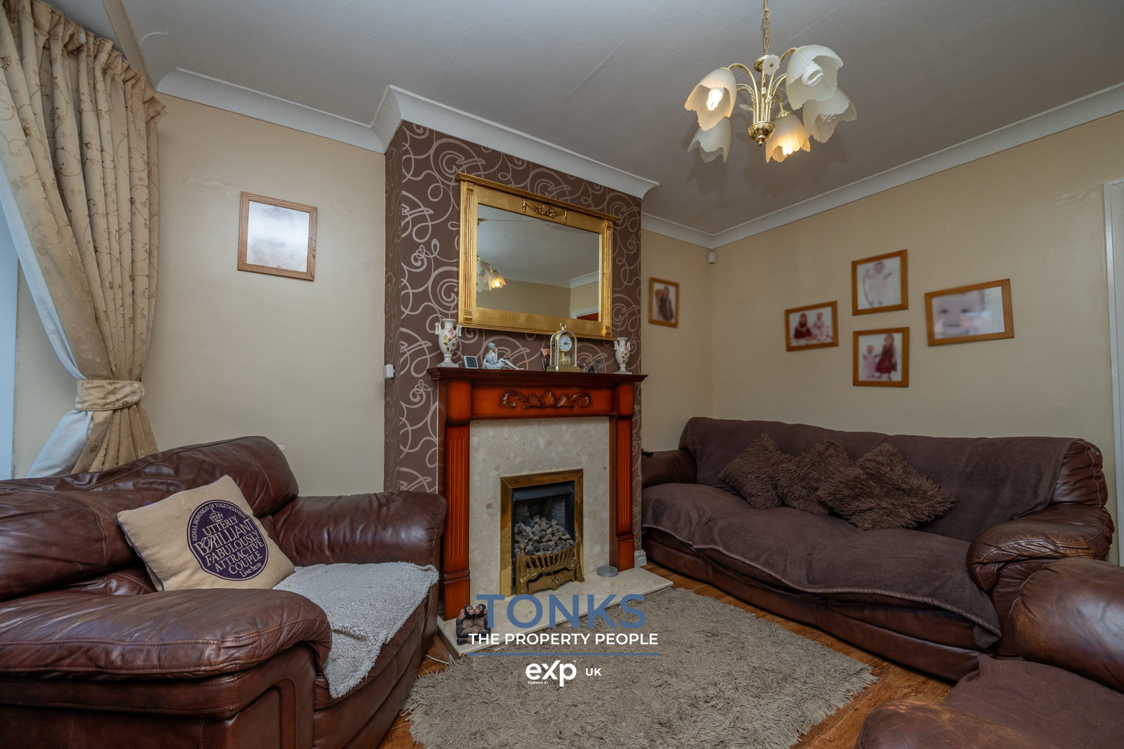 Semi Detached House in Oldbury