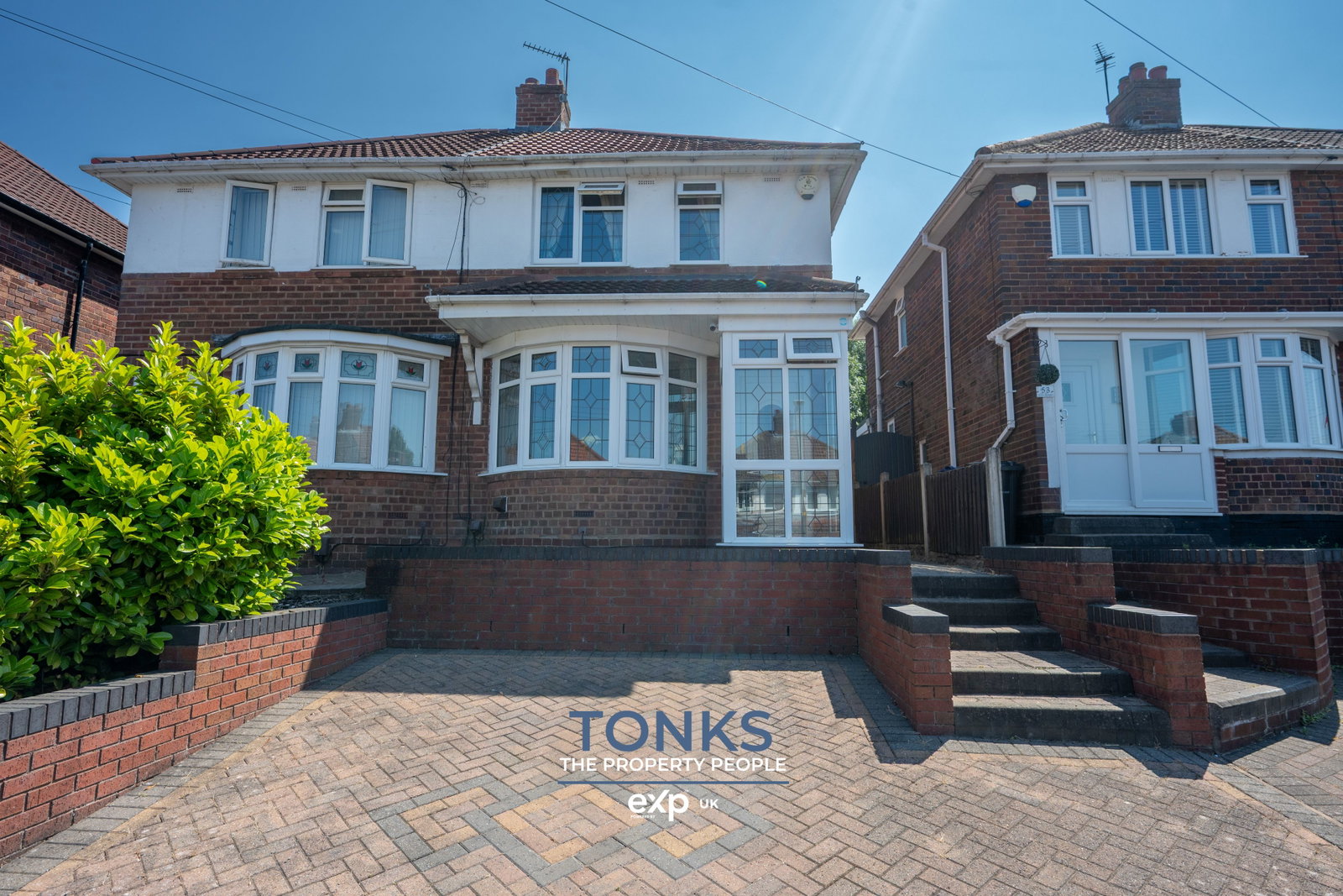 Semi Detached House in Oldbury