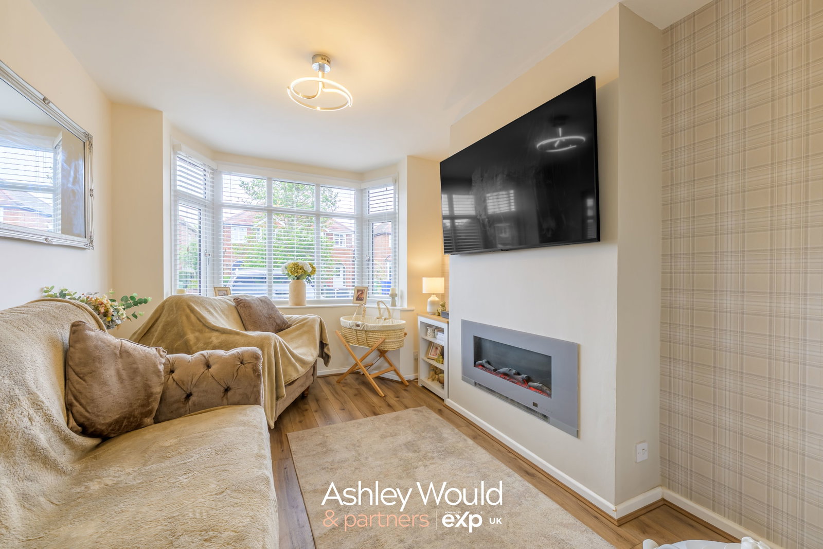 Semi Detached House in Dudley