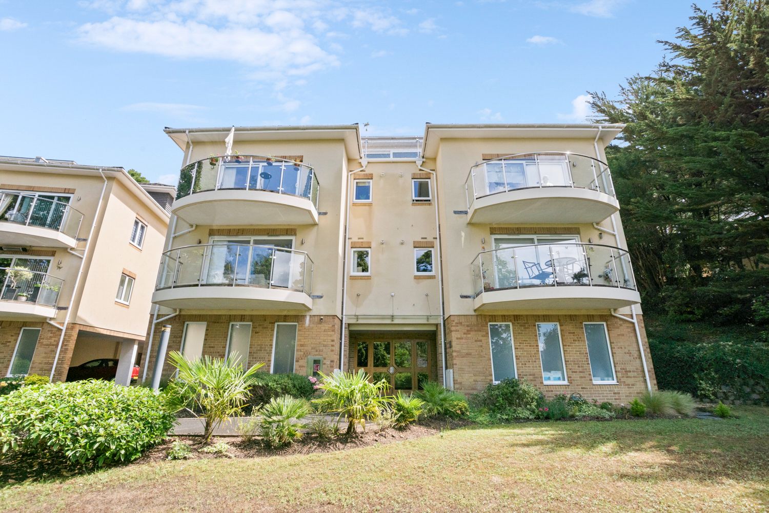 Flat in Springfield Road