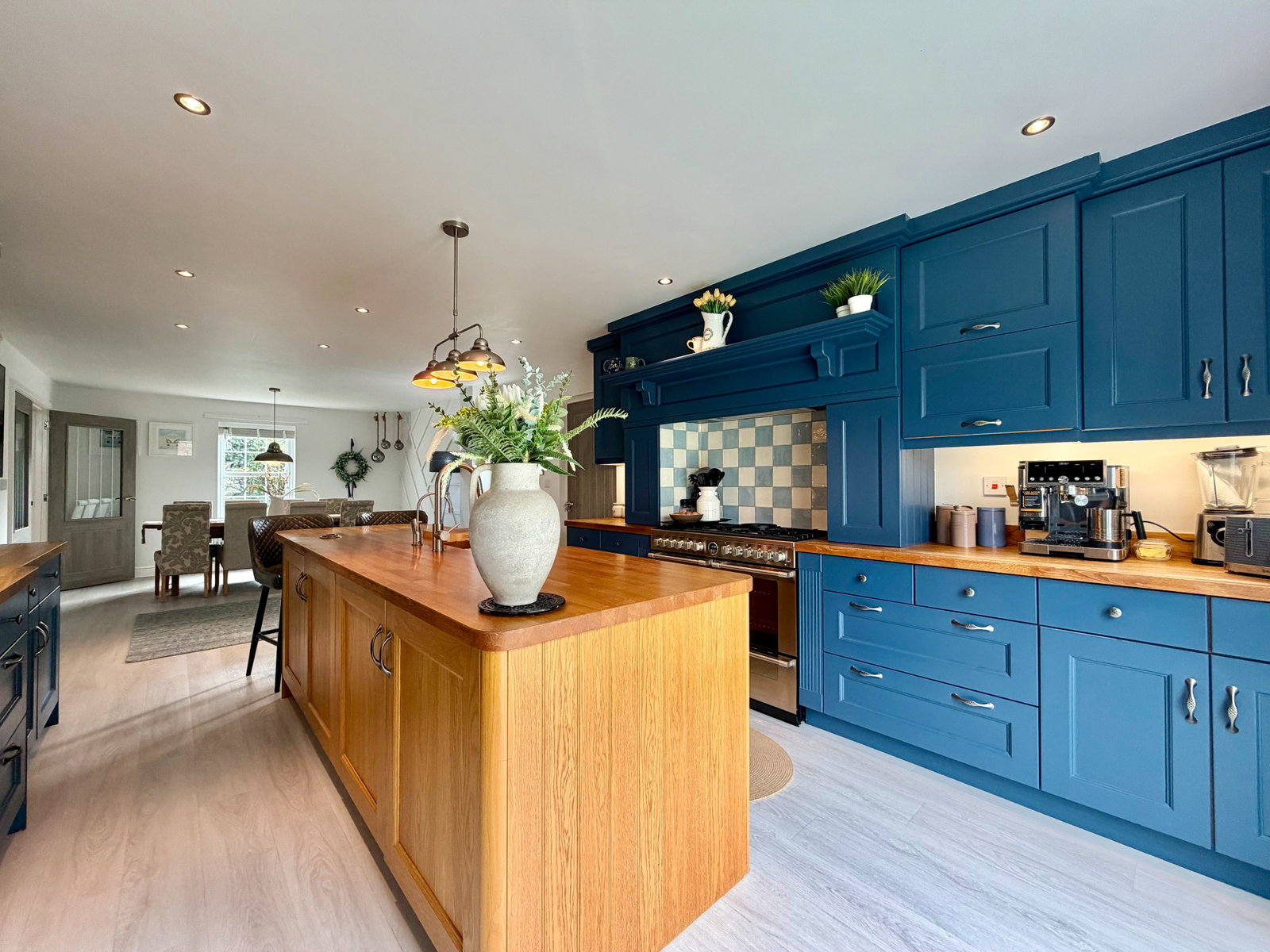 Detached House for sale in Carlisle, Parkland Avenue, Carlisle
