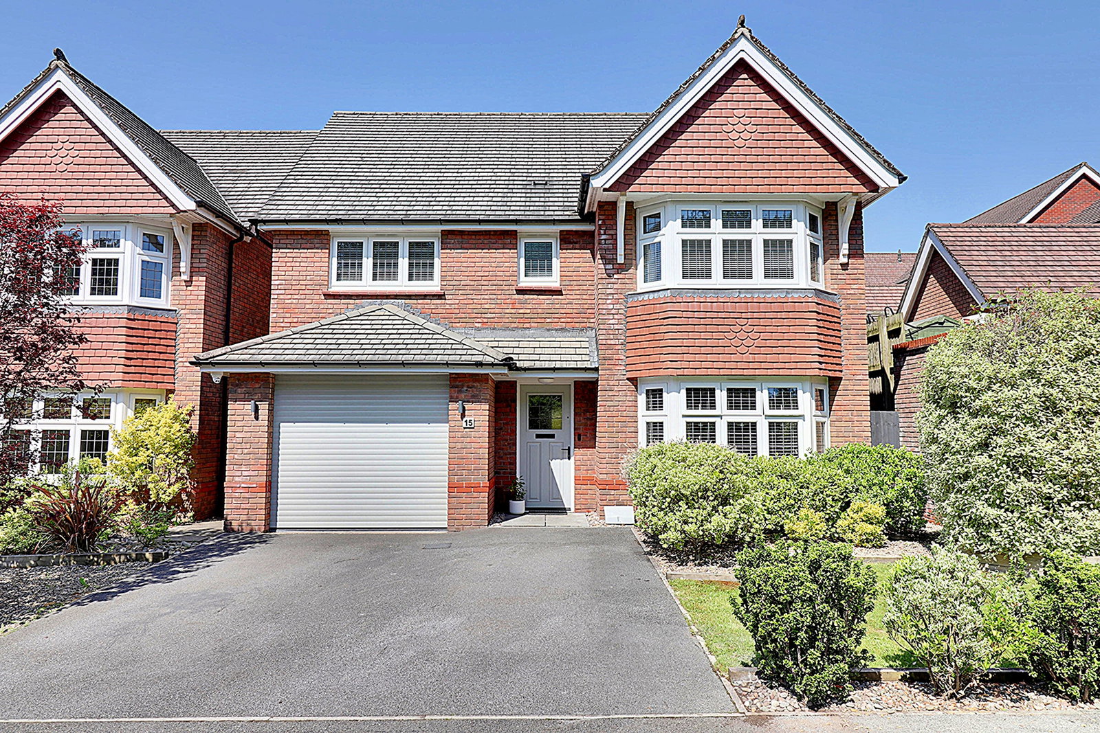 Detached House in Hengoed