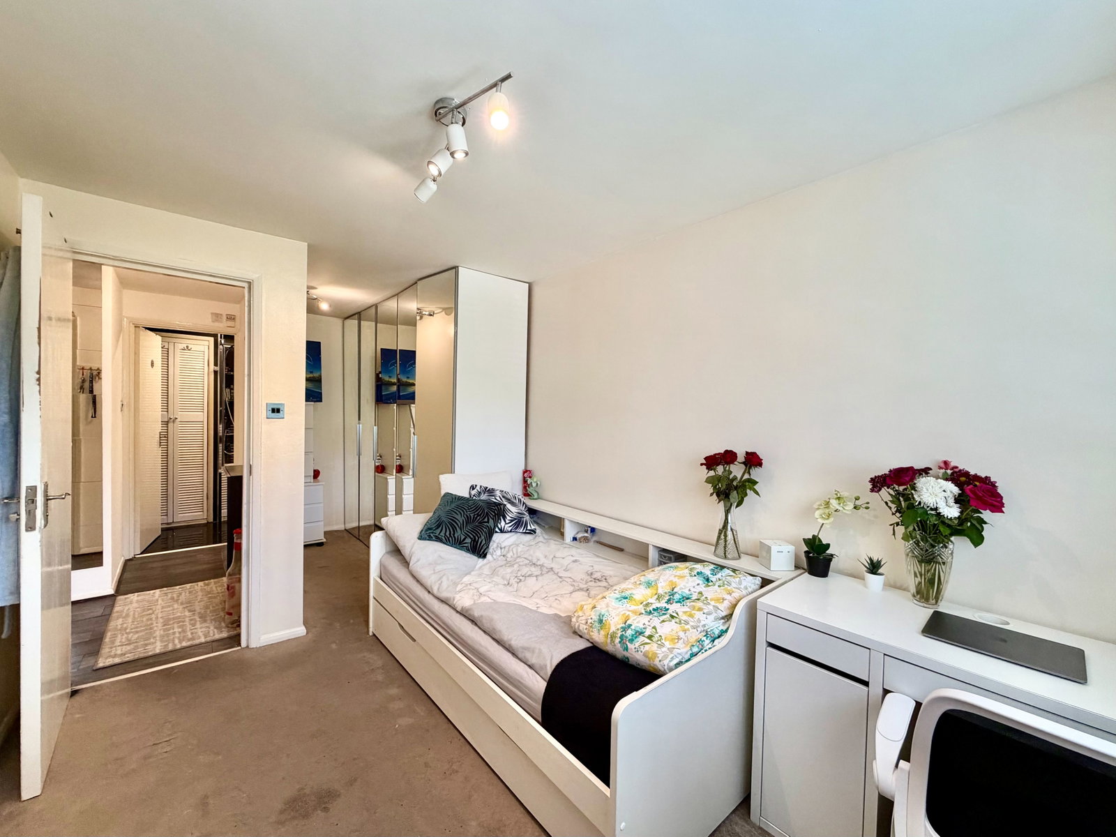 Flat in Edgware