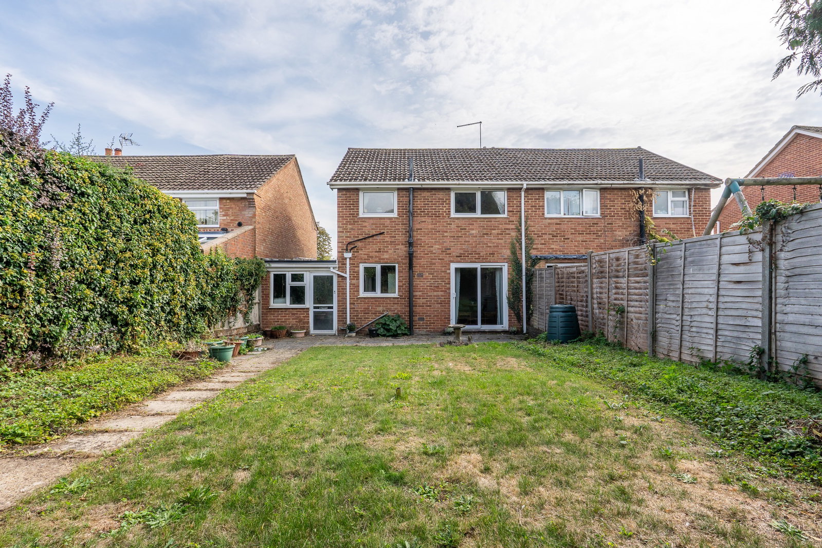 Semi Detached House for sale in Alton, Bolle Road, Alton, GU34 1PP, 1082 m²