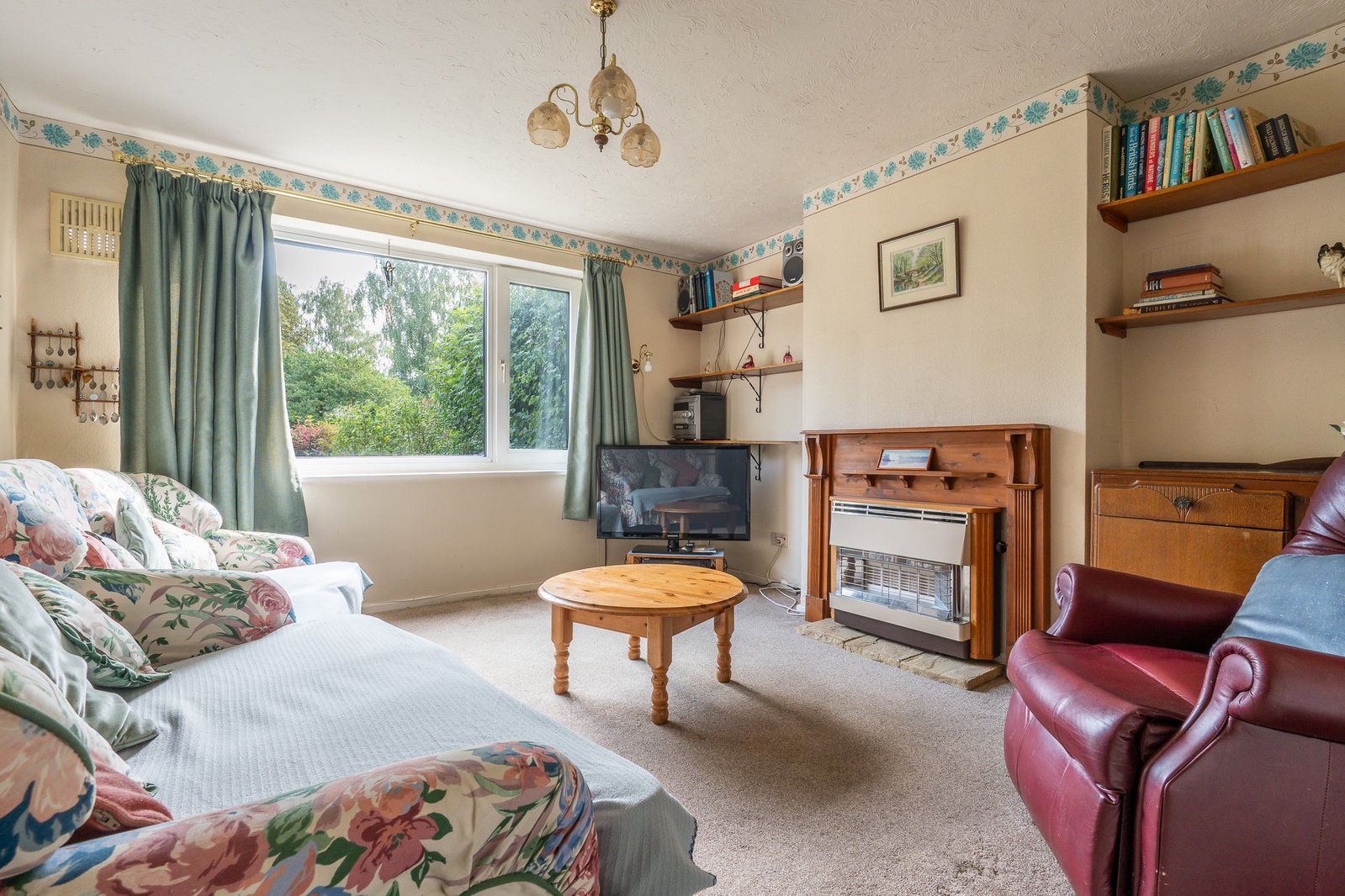 Semi Detached House for sale in Alton, Bolle Road, Alton, GU34 1PP, 1082 m²