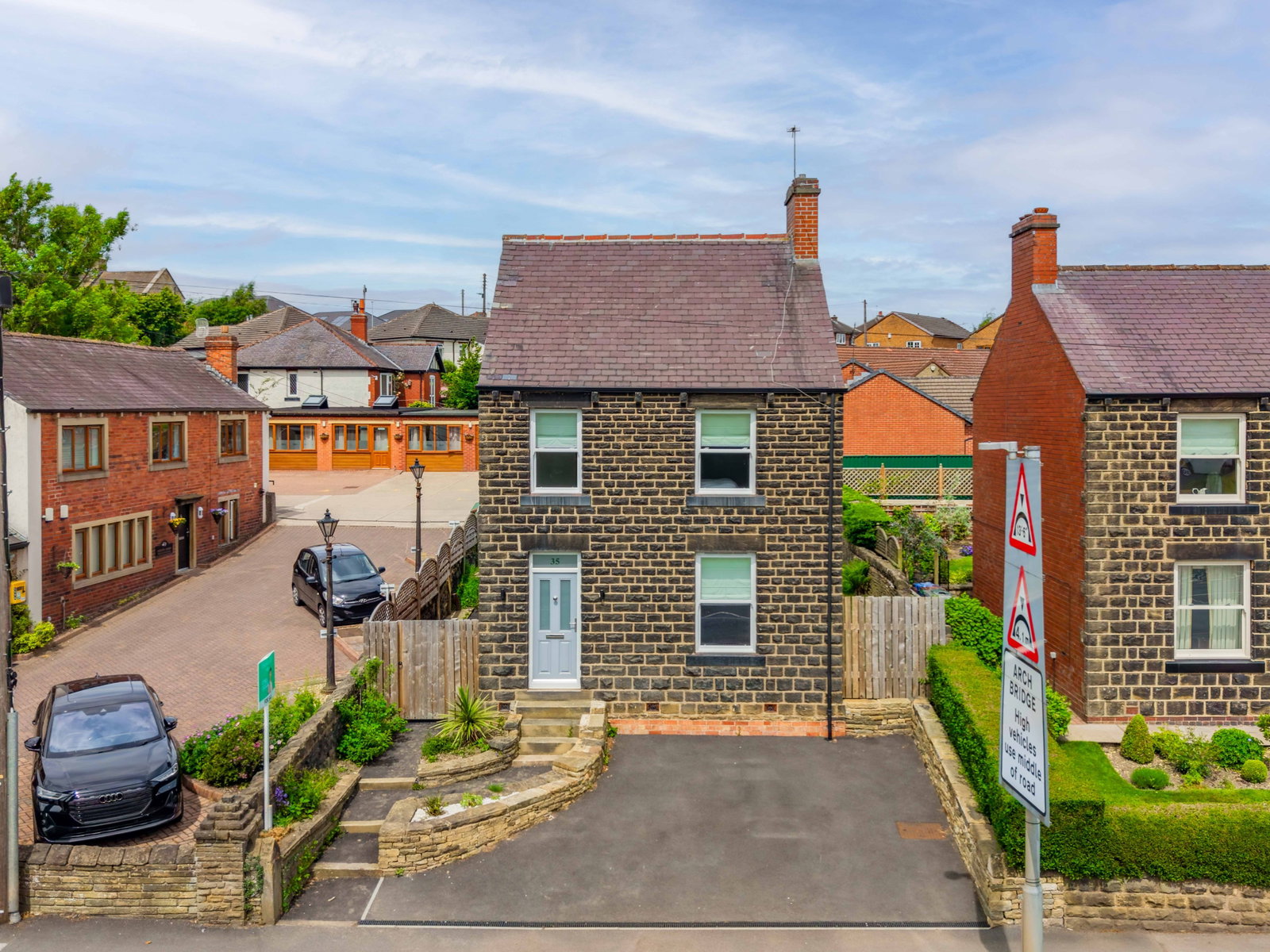 Detached House in Sheffield