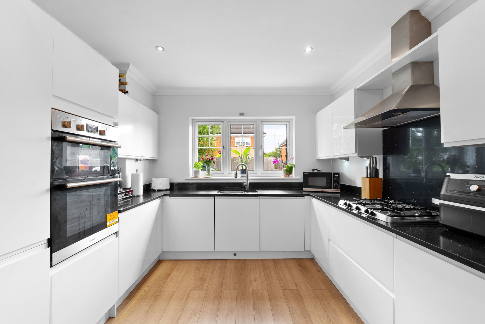 Semi Detached House in Epsom