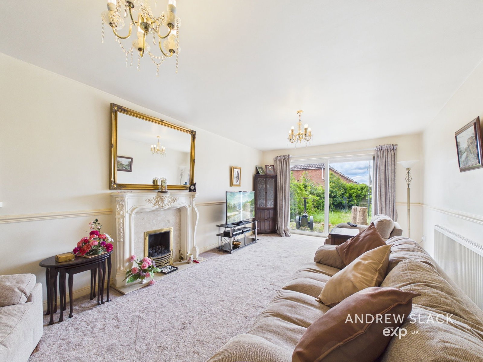 Detached House in Nottingham