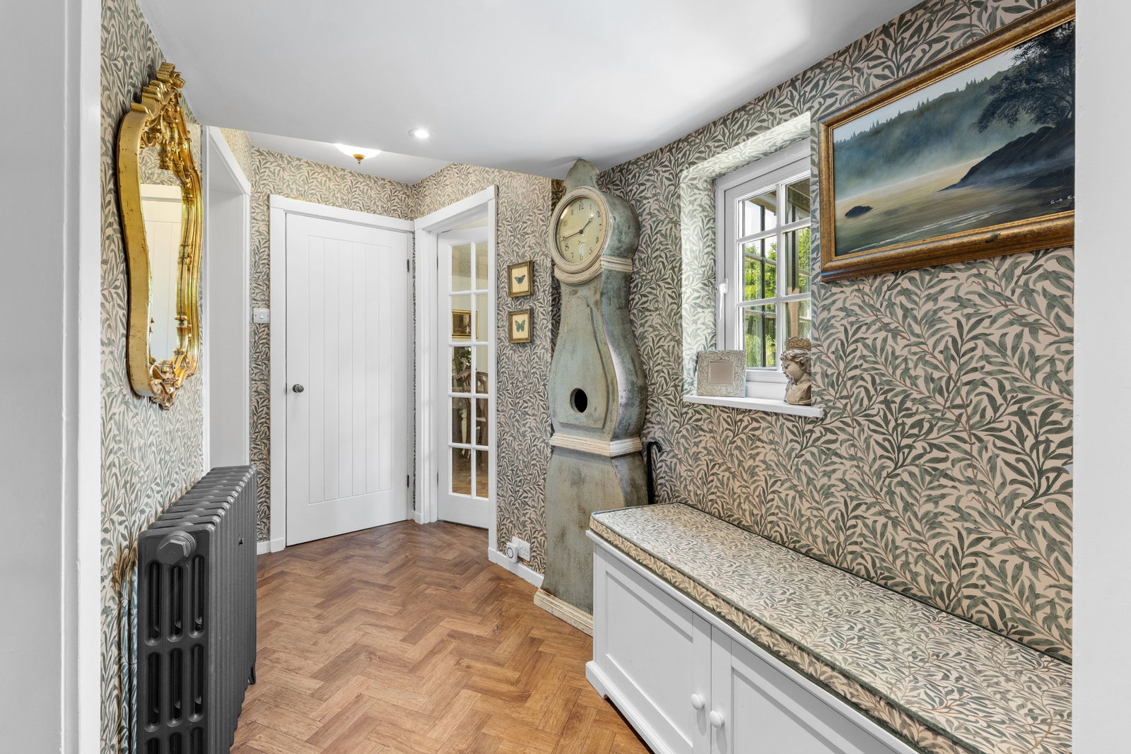 Detached House in Banstead