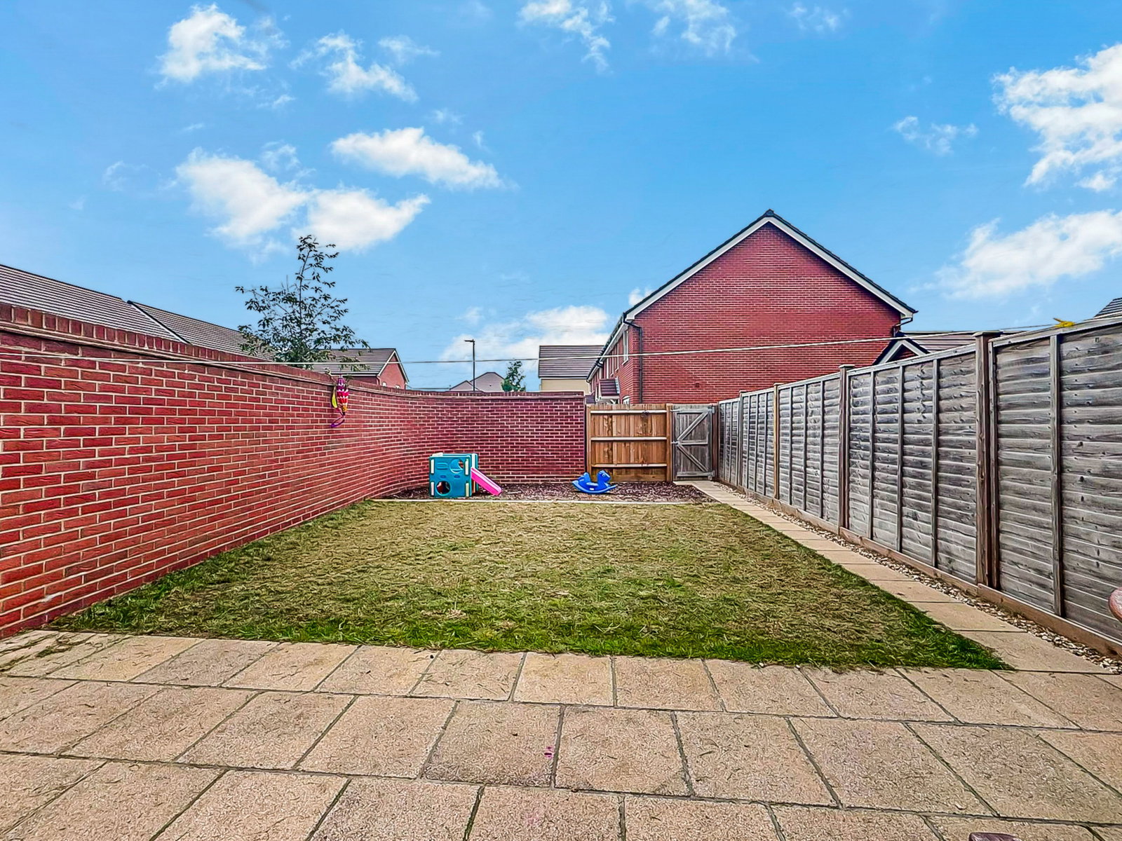 Semi Detached House in Cam